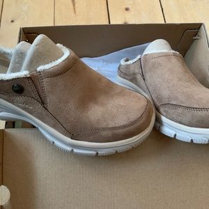 Skechers relaxed fit shoes